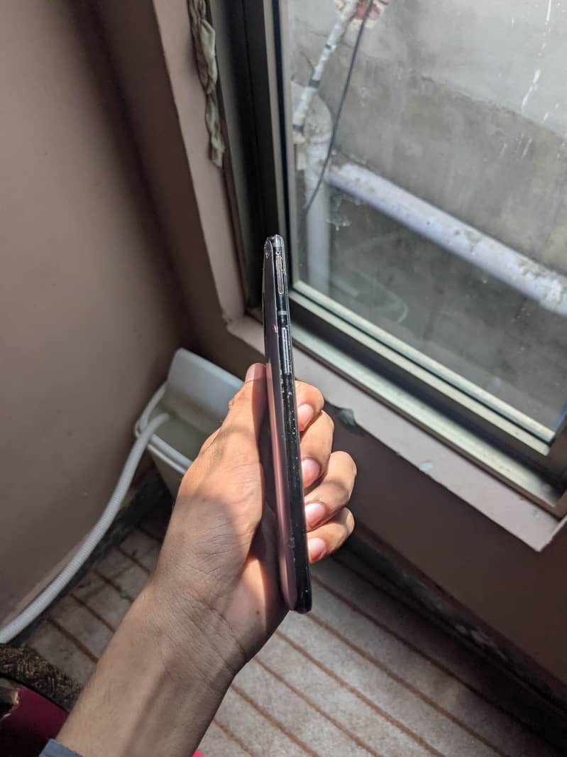 One Plus 6T 4