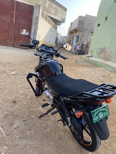 Yamaha YbR G 2023