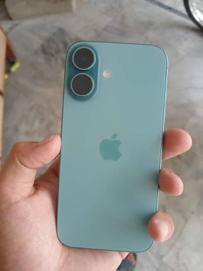 Apple iPhone 16