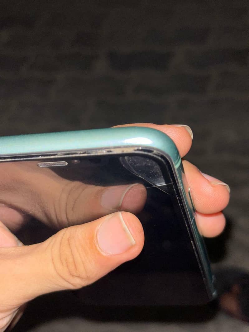 Apple iPhone 11 5