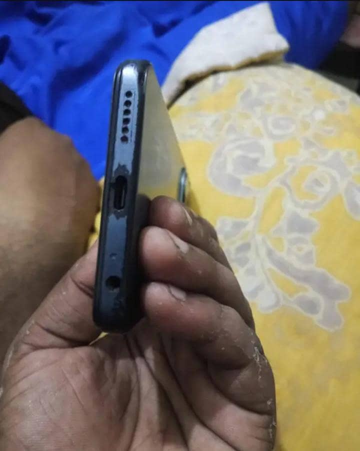 Tecno Spark 20 7