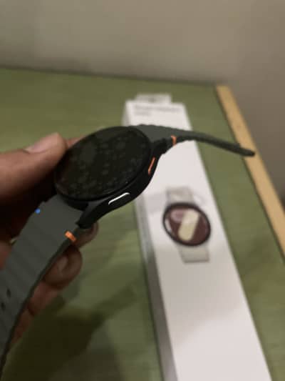 HD Watch 7 mini Smartwatch in New Condition