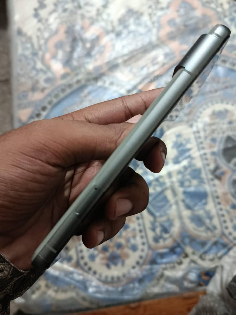 Google Pixel 8 1