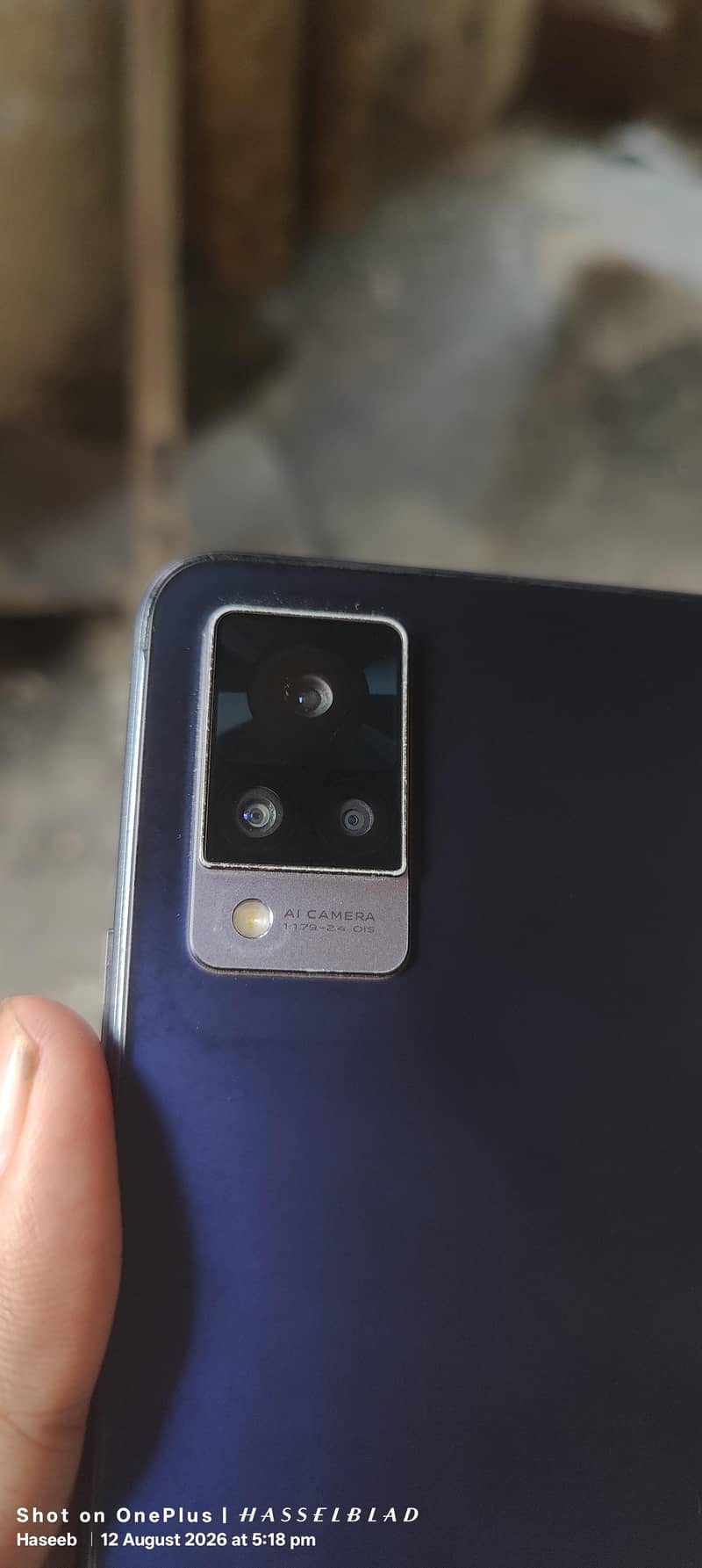 Vivo V21 1