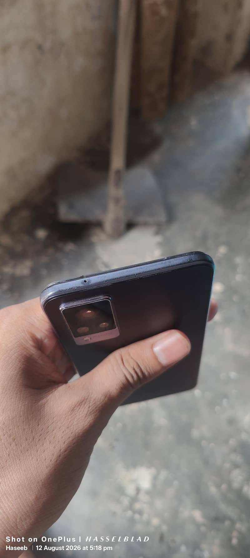 Vivo V21 4
