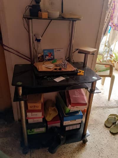 COMPUTER TABLE AND CHAIR FOR SELL