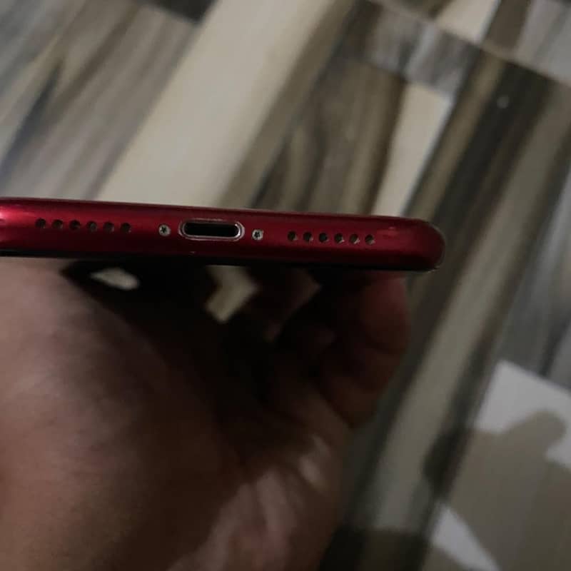 Apple iPhone XR 4