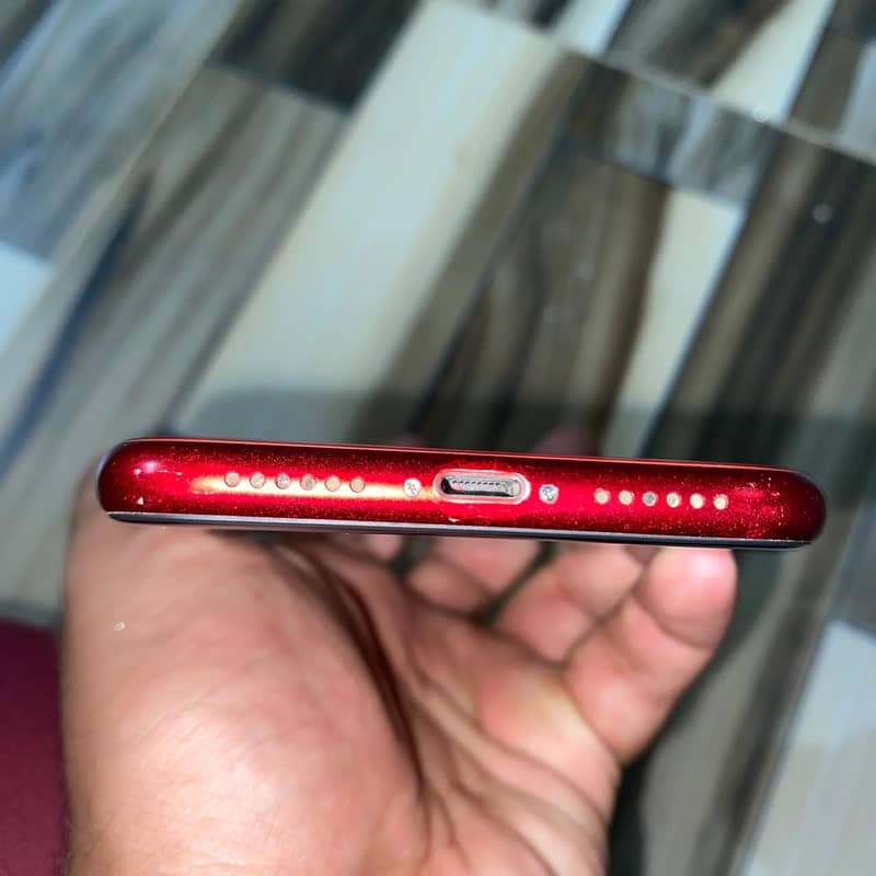 Apple iPhone XR 5