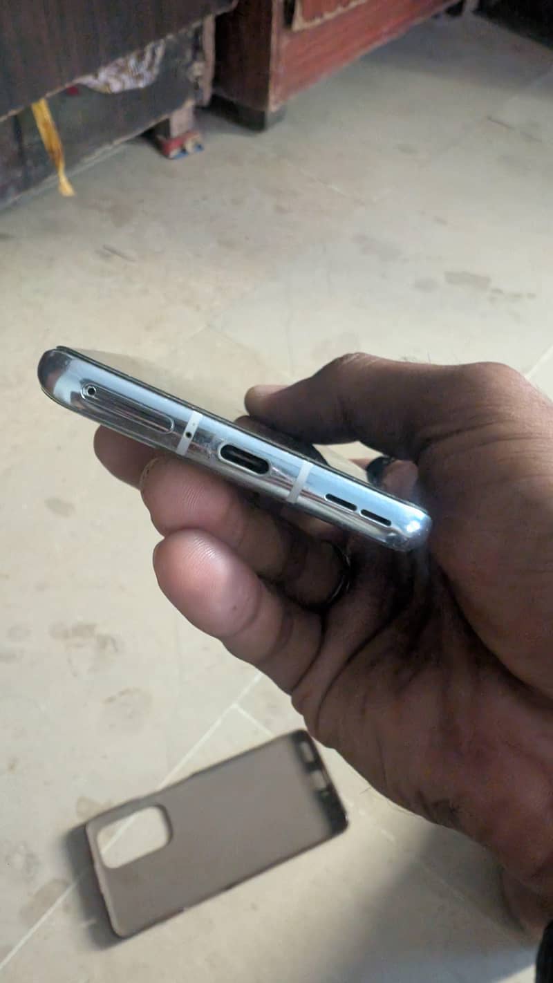 One Plus 9 Pro 2