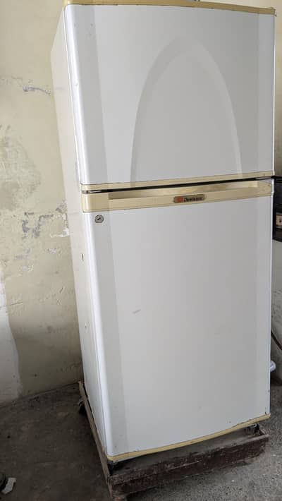 Dawlance fridge for sale