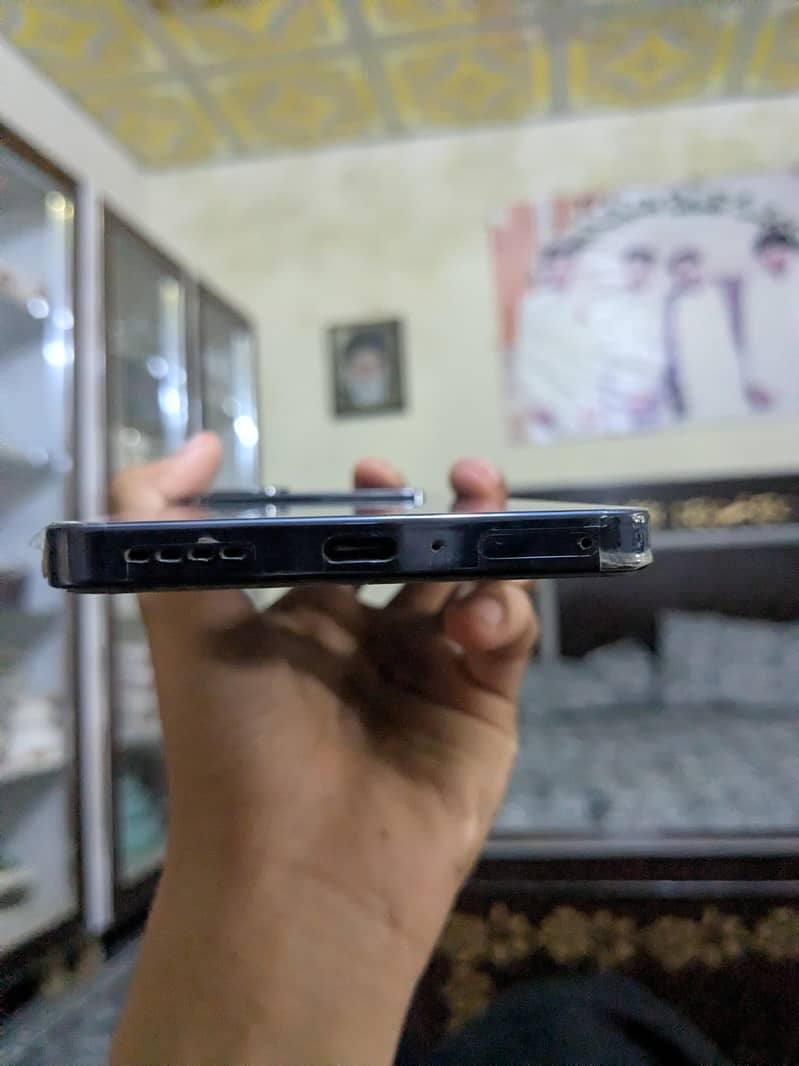 Infinix Note 40 4