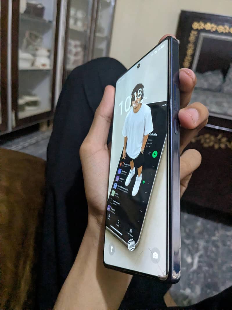Infinix Note 40 6