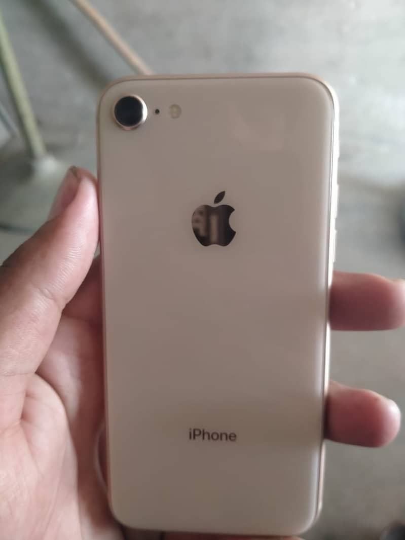 Apple iPhone 8 0