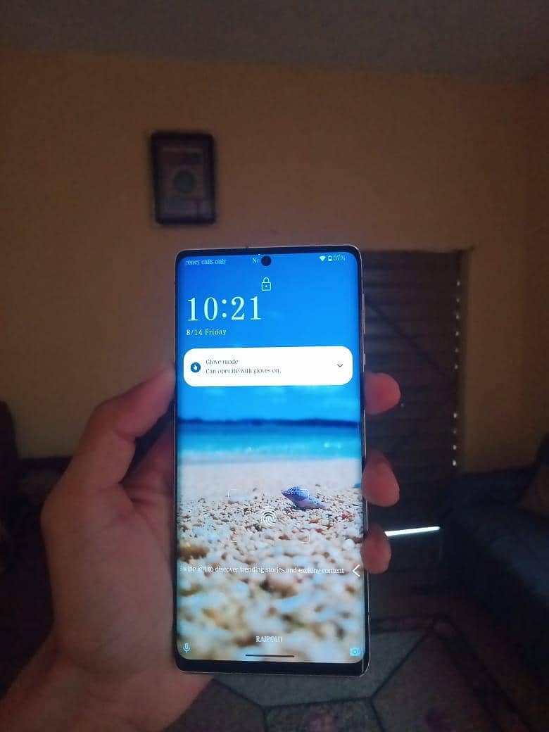 Sharp aquos r6 0