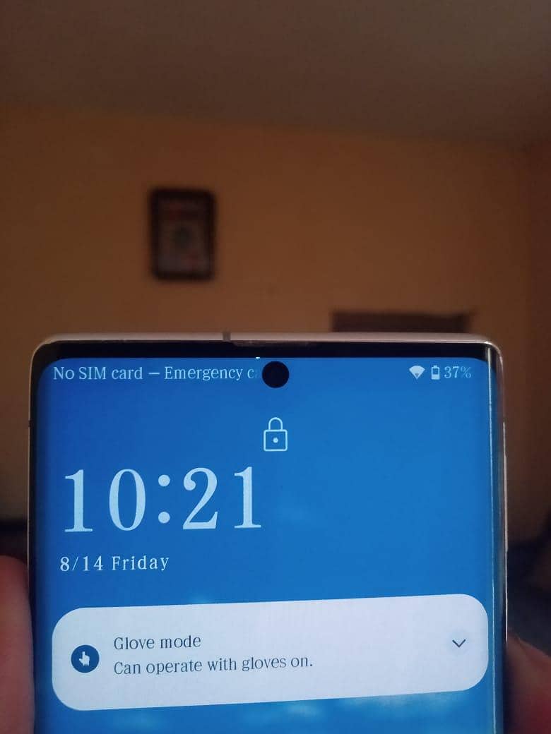 Sharp aquos r6 1