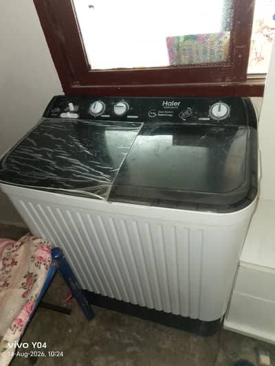 Washing machine for sale. In excellent condition