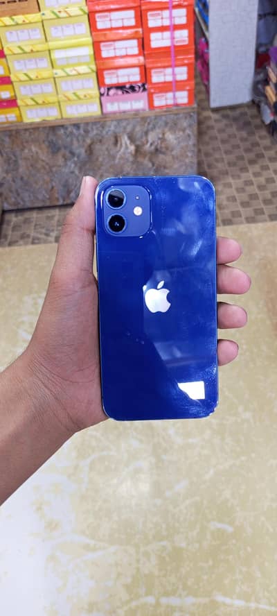 Apple iPhone 12
