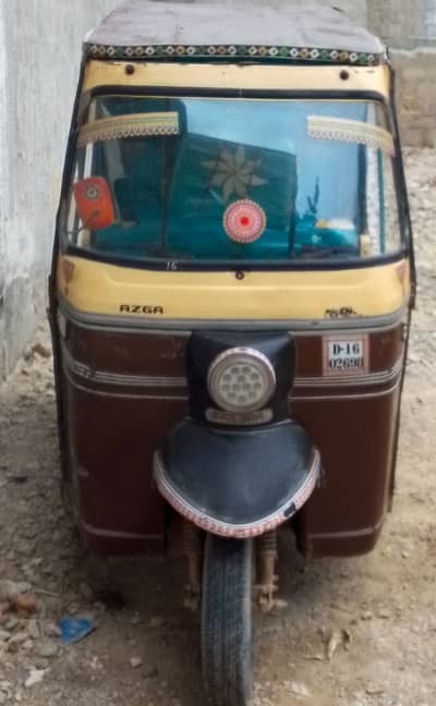 Excellent condition 2016 model Sazgar Rickshaw Gulshan e Maymar