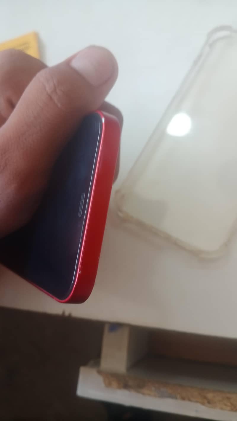 Apple iPhone 12 7