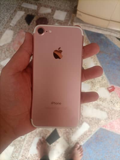 i phone 7 32 gb urgent fr sale