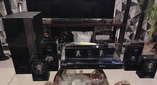 Samsung 3D blu ray 5.1 Om cinema system ht-c5900