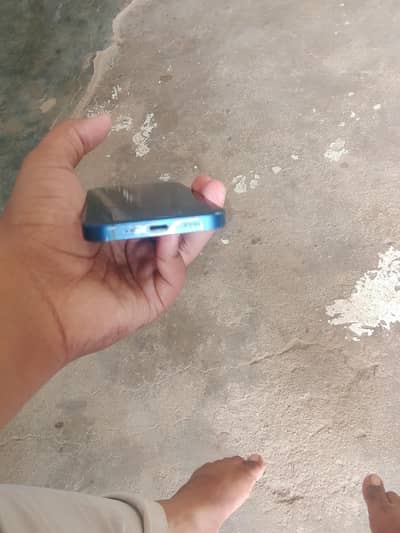 Apple iPhone 12 mini