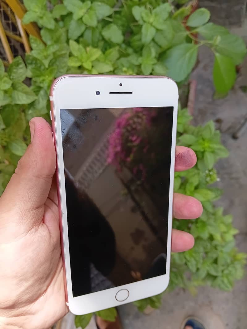 Apple iPhone 7 Plus 2
