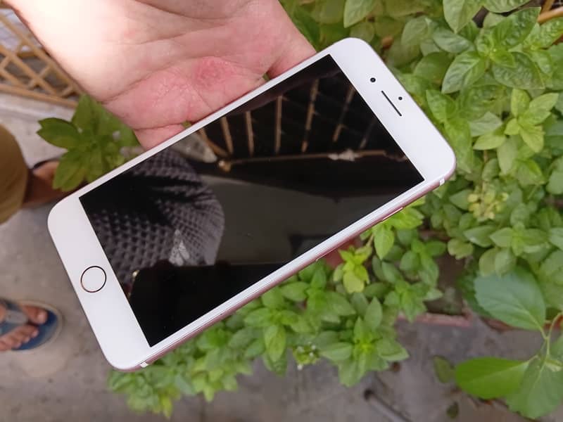 Apple iPhone 7 Plus 7