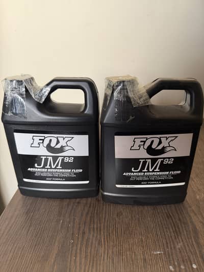 Fox shocks oil