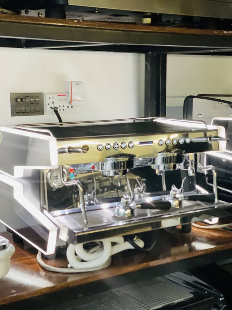Coffe Machine 12