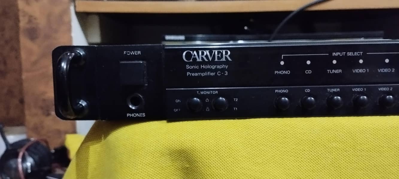 CARVER C3 PREAMPLIFIER 1