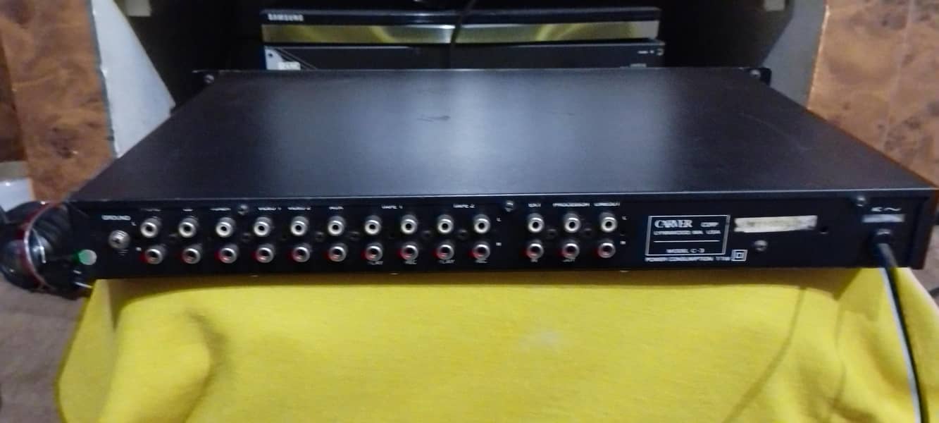 CARVER C3 PREAMPLIFIER 5