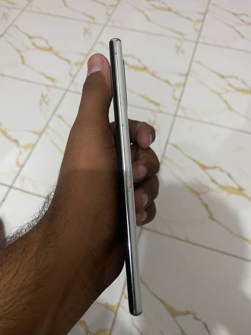 Samsung Mobile Note 10 Plus 3