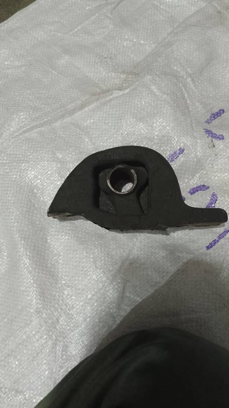 engine mounts 3