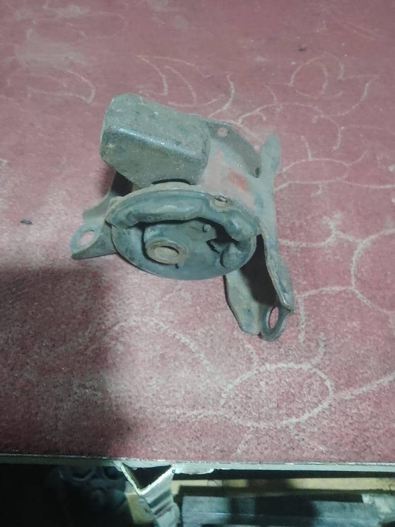 engine mounts 7
