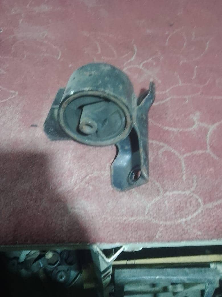 engine mounts 8