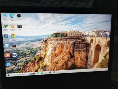 Lenovo Core i7 7th Gen | 16GB RAM | 256GB SSD | Windows 10 Pro
