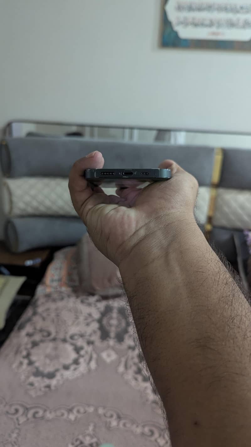 Apple iPhone 13 Pro 3
