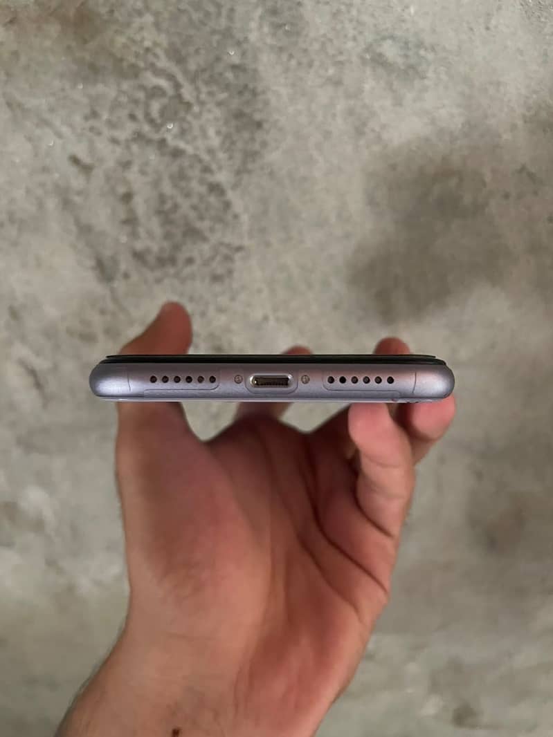 Apple iPhone 11 2