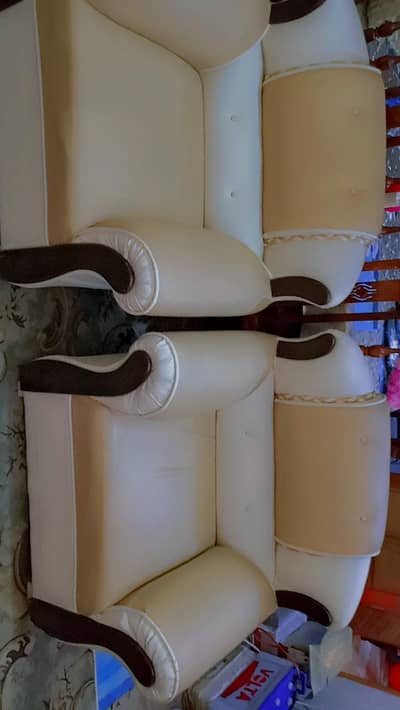 Elegant Sofa for sale