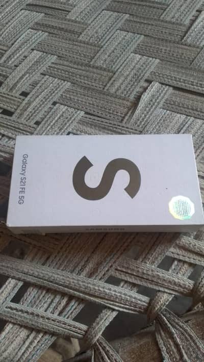 Samsung Mobile S21 FE