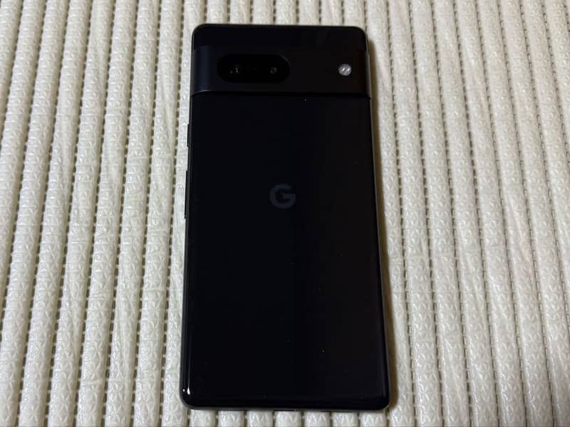Google Pixel 7 4