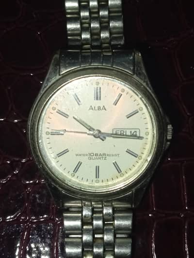 Alba quartz watch