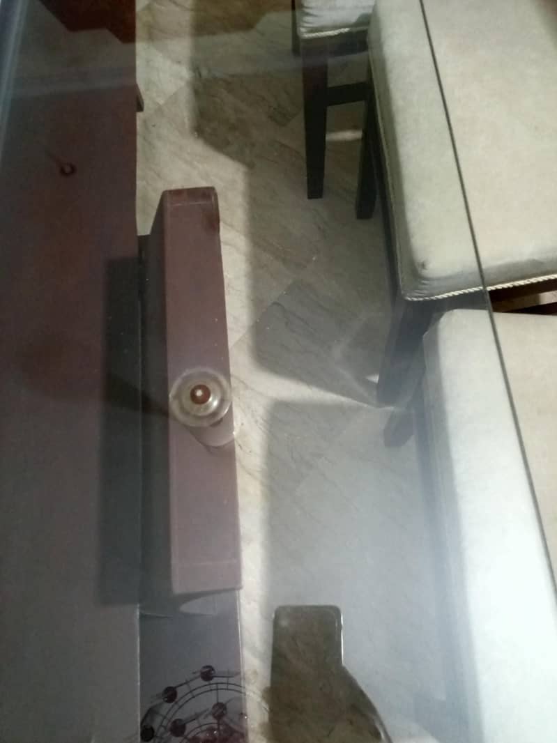 Dining table 9