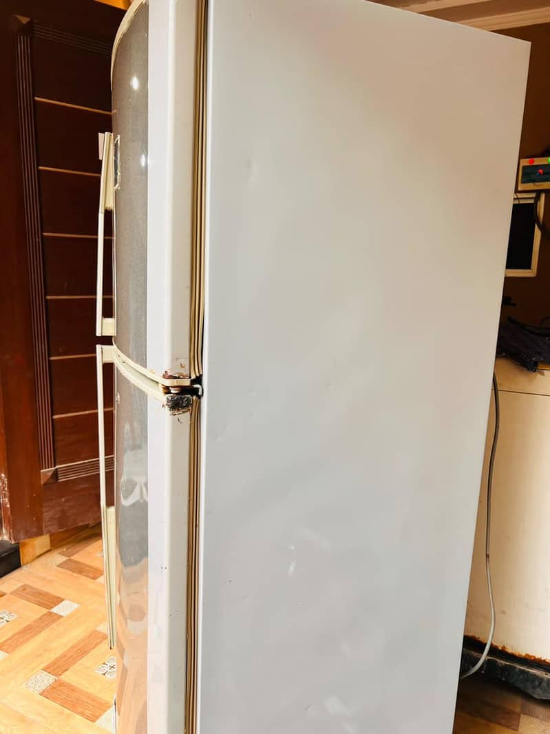 Dawlance Monogram series 6