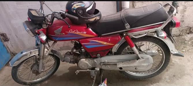 CD 70 2006 Model