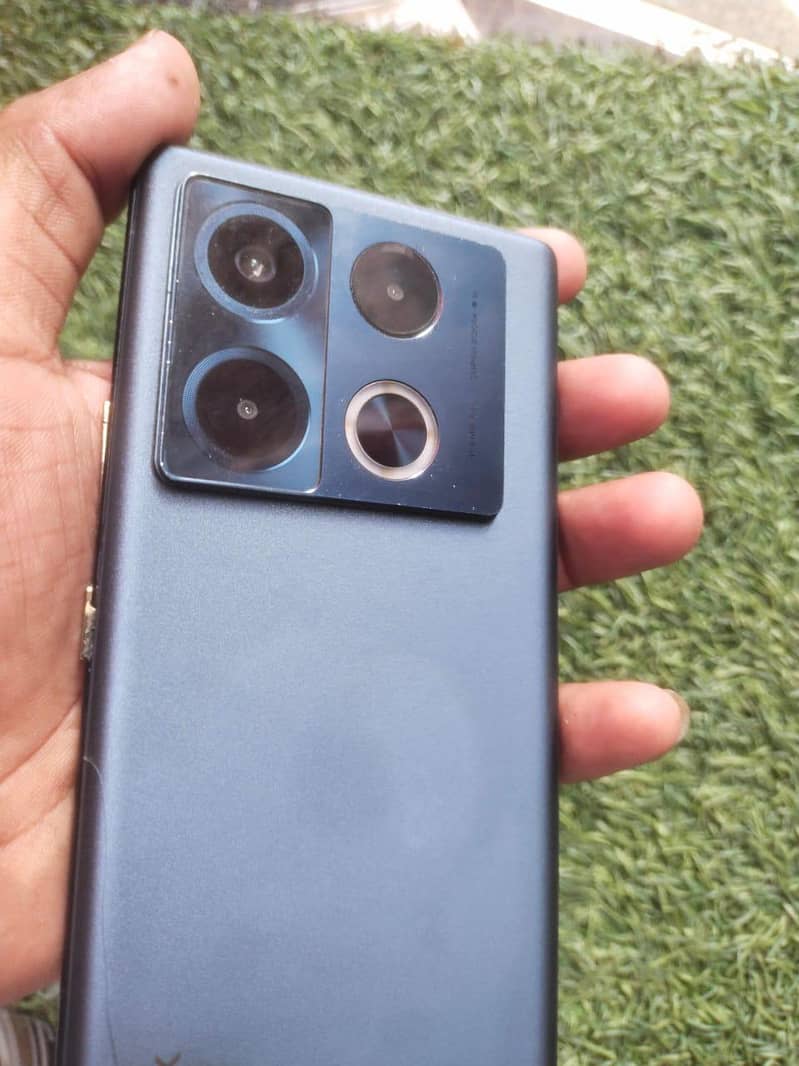 Infinix Note 40 Pro 5