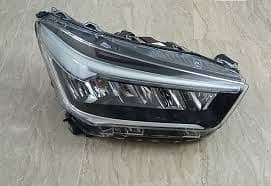 Toyota raize,rooky headlight original Japan for sale