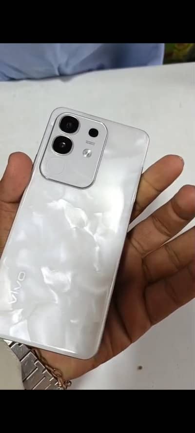 vivo y29