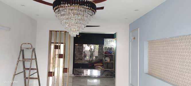 I RENT OUT A 7 MARLA HOUSE IN LAKE CITY. 4 BEDROOMS ATTACH BATH 2 KITCHEN